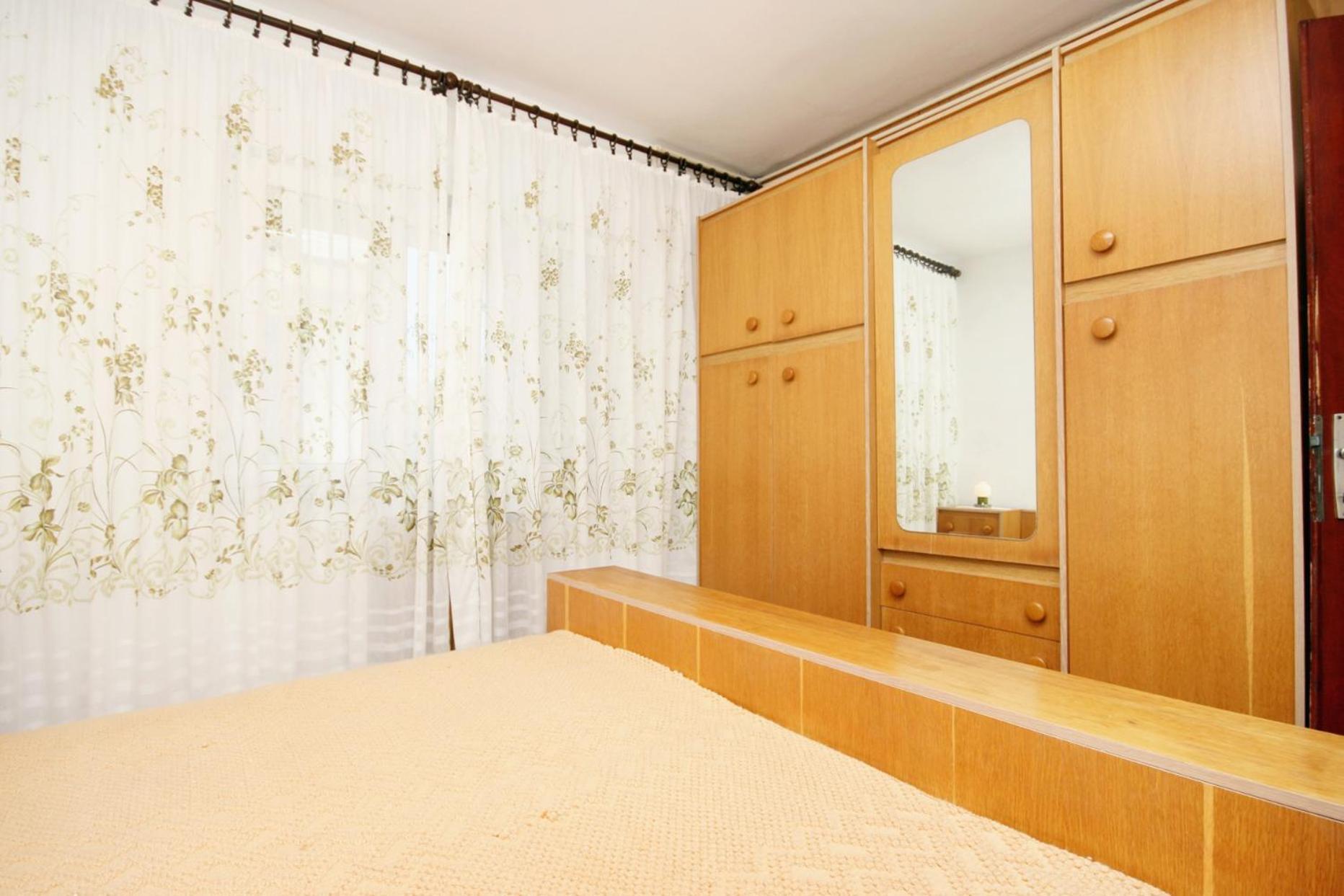 Apartments With Wifi Novi Vinodolski - 5483 Стая снимка