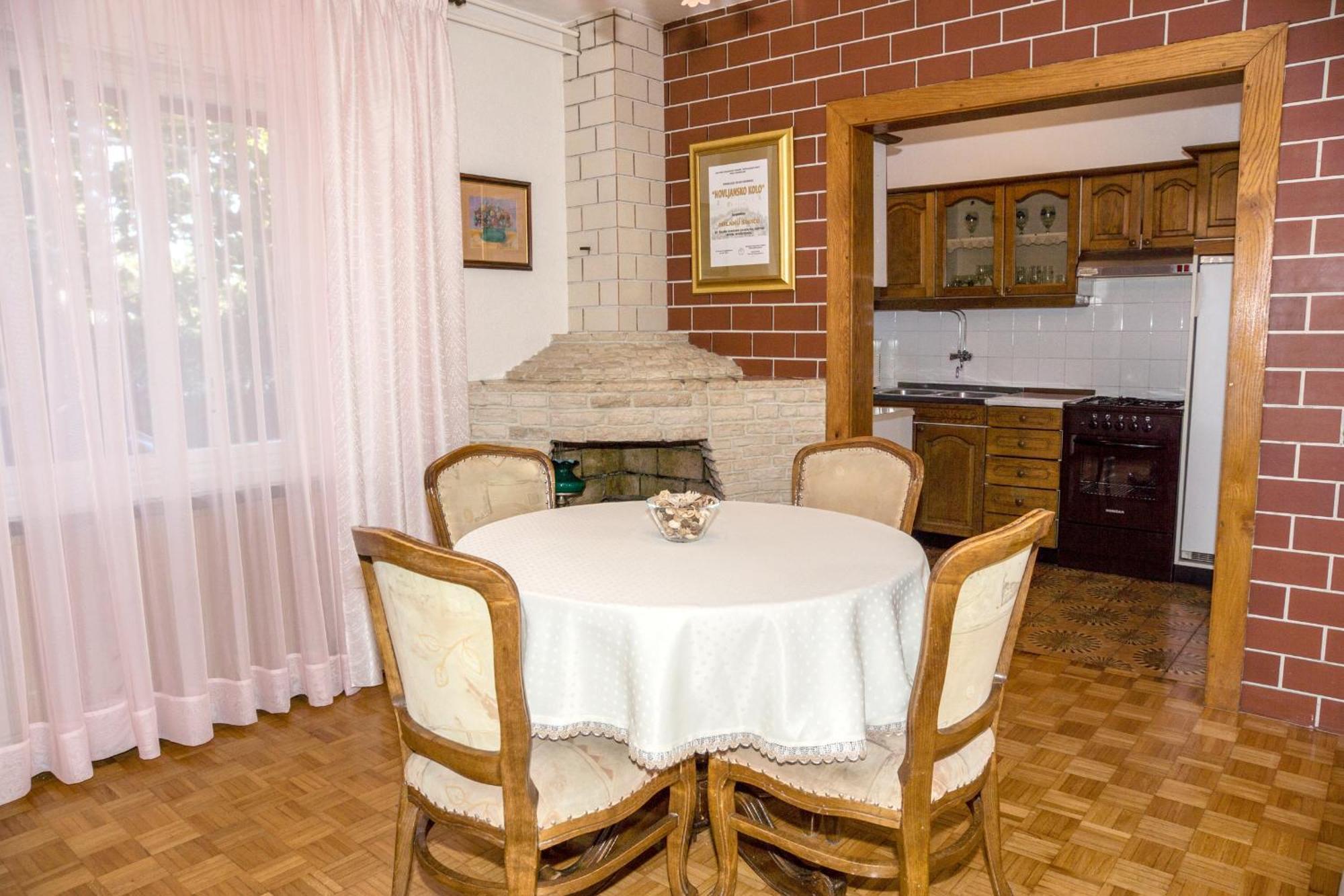 Apartments With Wifi Novi Vinodolski - 5483 Стая снимка